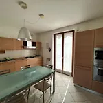 Lejlighed Piano - 10 Minuti A Piedi Dal Colico