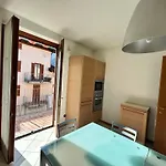 Piano - 10 Minuti A Piedi Dal *