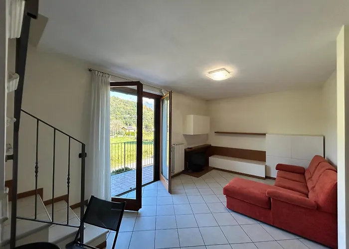 Piano - 10 Minuti A Piedi Dal Appartement Colico