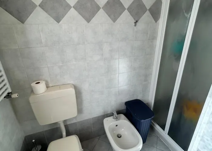 Appartement Piano - 10 Minuti A Piedi Dal