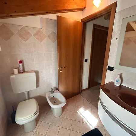 Piano - 10 Minuti A Piedi Dal Colico